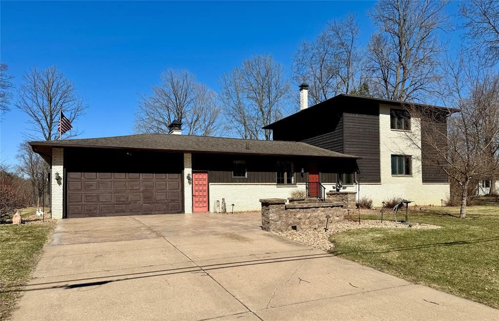 Photo of 9556 27th AVENUE, Eau Claire, WI 54703 (MLS # 1598274)