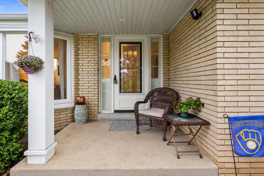 Photo of 4800 Sussex LANE, Greendale, WI 53129 (MLS # 1981238)