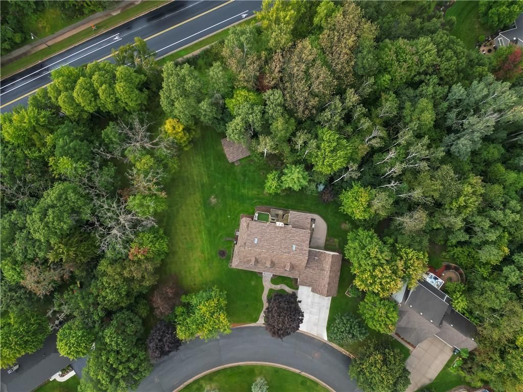 Photo of 3920 Woodcrest COURT, Eau Claire, WI 54701 (MLS # 1594977)