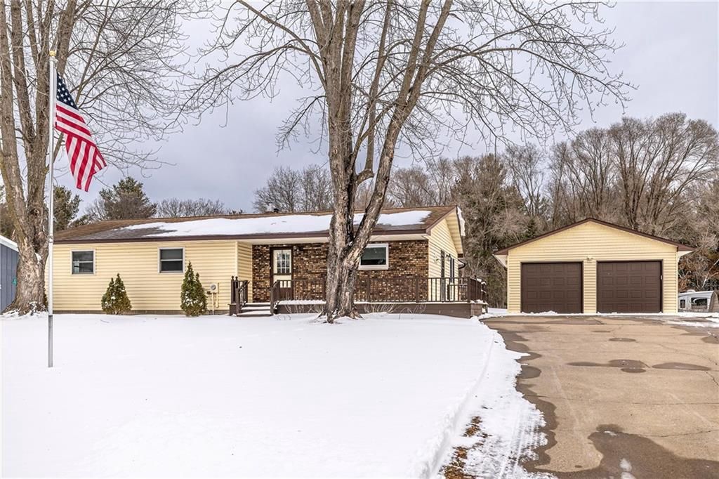 Photo of 615 Rose STREET, Black River Falls, WI 54615 (MLS # 1598492)