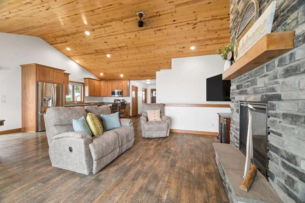 Photo of N4163 Twilight Beach ROAD, Chilton, WI 53014 (MLS # 50329216)