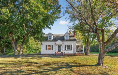 Photo for 280 Centerville Road