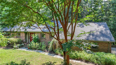 Photo for 247 E Queens Drive