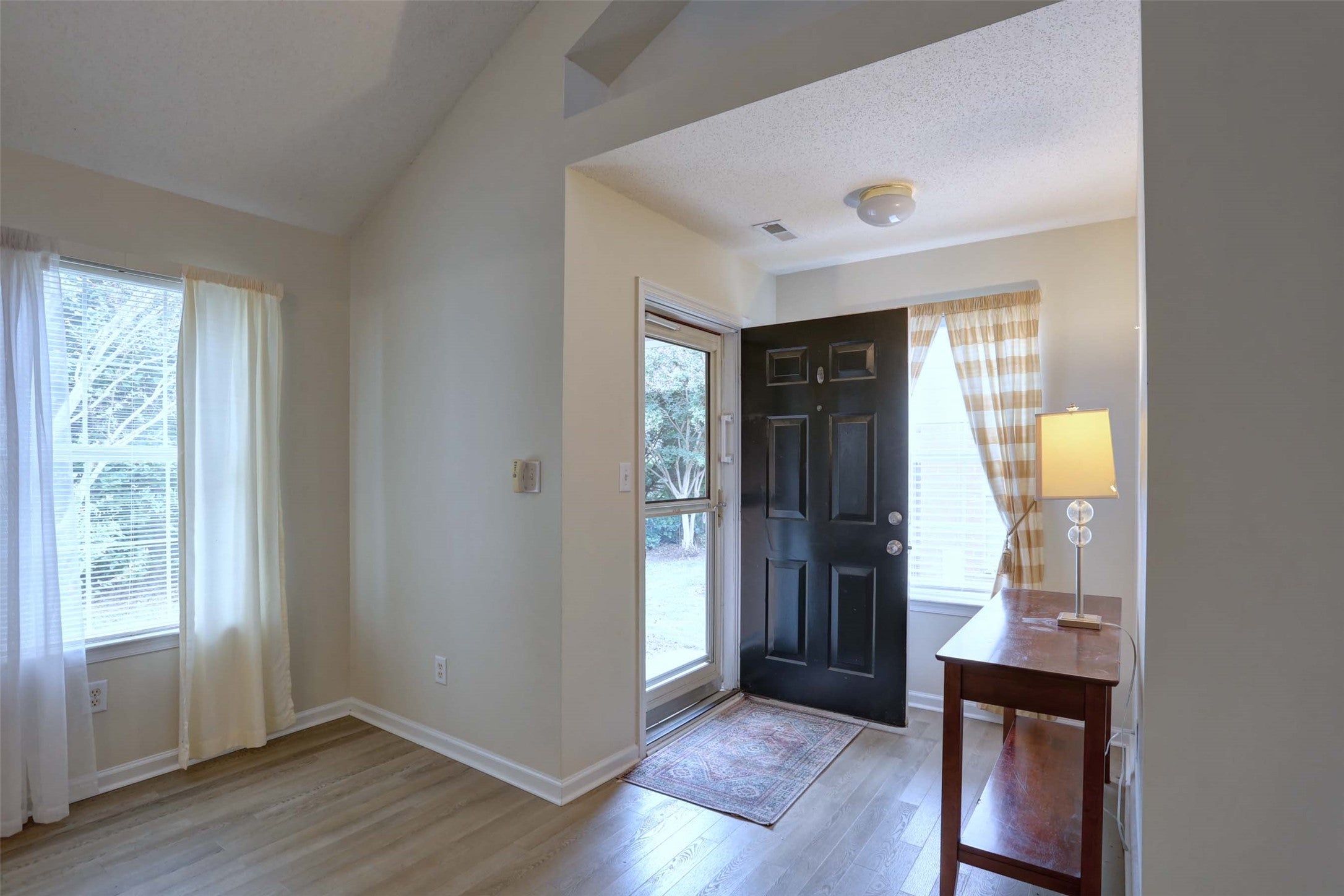 1202 Westgate Circle