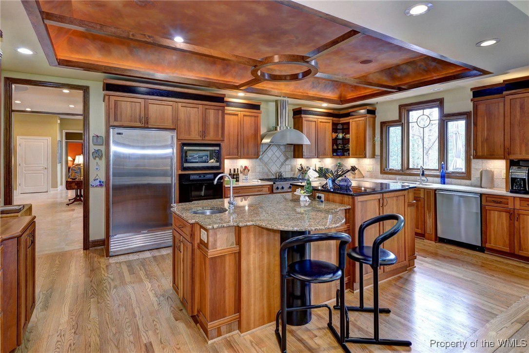 Williamsburg, Virginia 23185, United States, 5 Bedrooms Bedrooms, ,6 BathroomsBathrooms,Residential,Active,82952