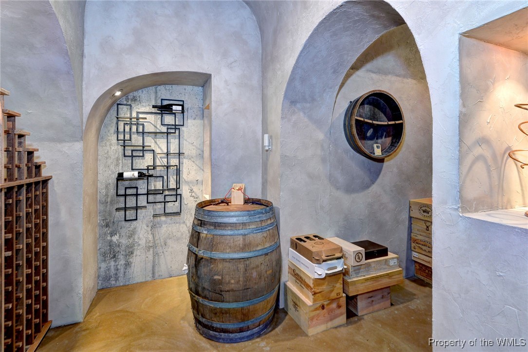 Williamsburg, Virginia 23185, United States, 5 Bedrooms Bedrooms, ,6 BathroomsBathrooms,Residential,Active,82952