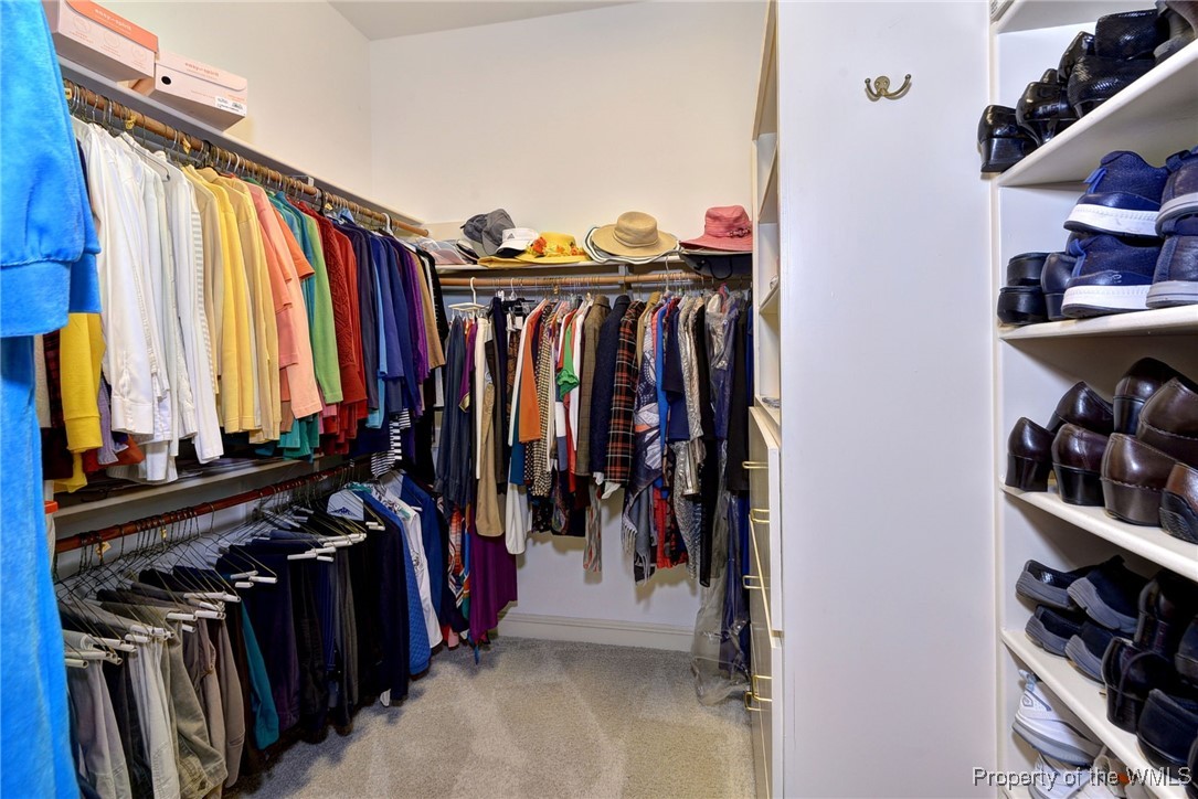 Williamsburg, Virginia 23185, United States, 5 Bedrooms Bedrooms, ,6 BathroomsBathrooms,Residential,Active,82952