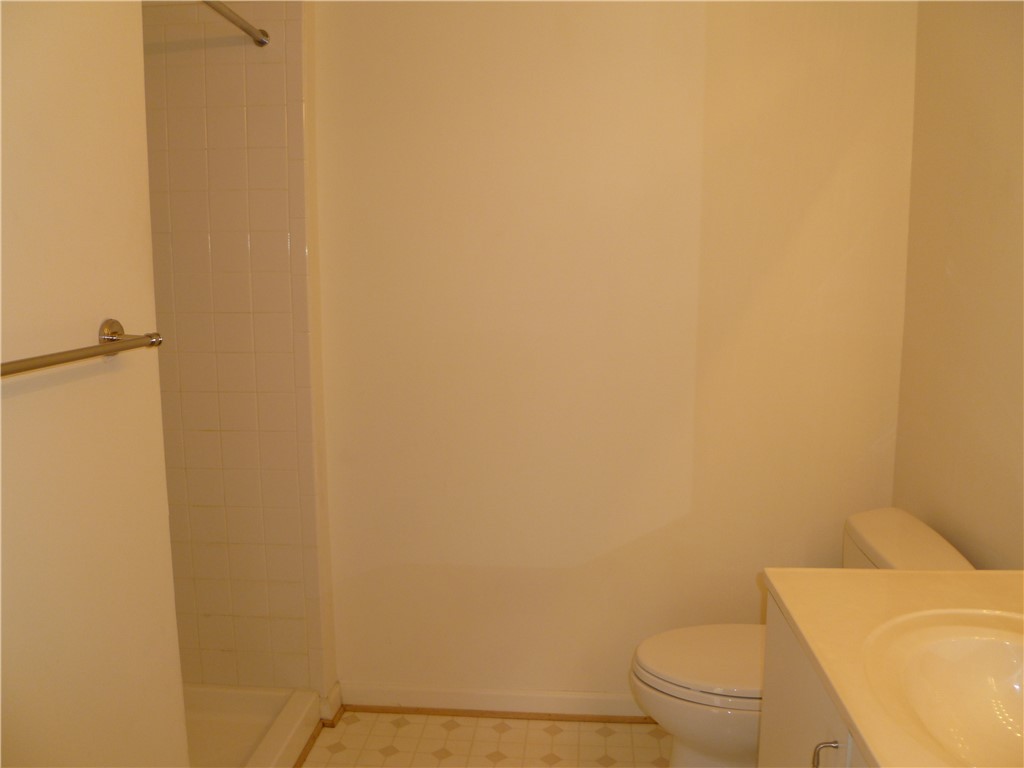 Williamsburg, Virginia 23188, United States, 2 Bedrooms Bedrooms, ,2 BathroomsBathrooms,Residential,Active,105284