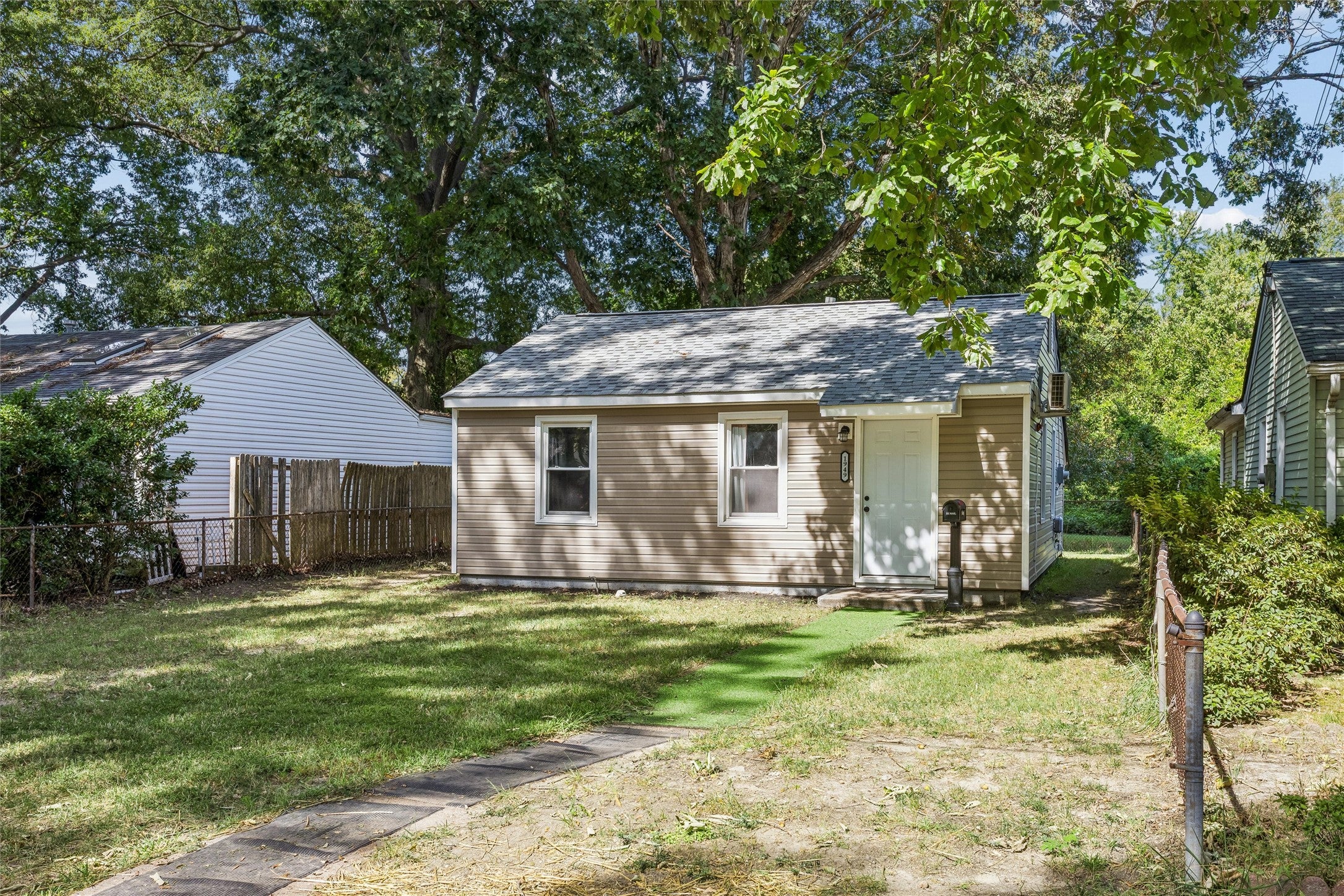 1949 Long Green Lane
