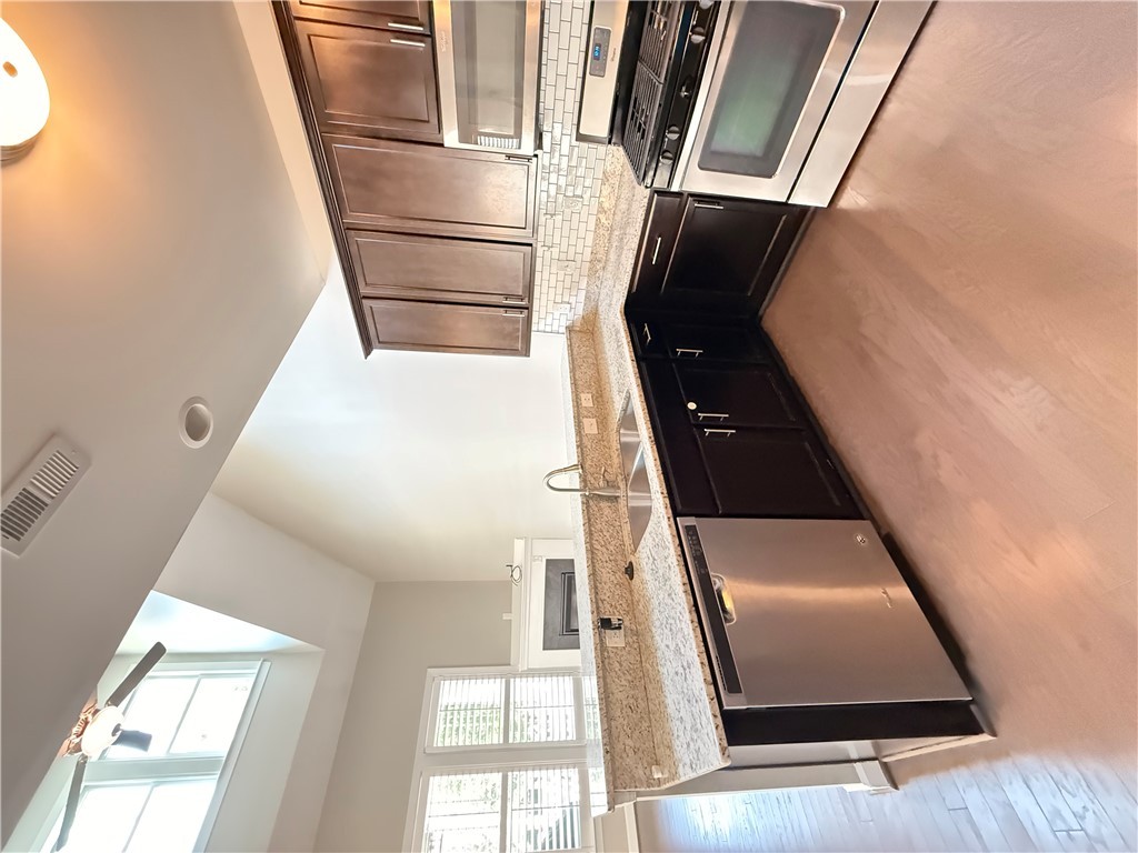 Williamsburg, Virginia 23188, United States, 3 Bedrooms Bedrooms, ,3 BathroomsBathrooms,Residential,Active,167347