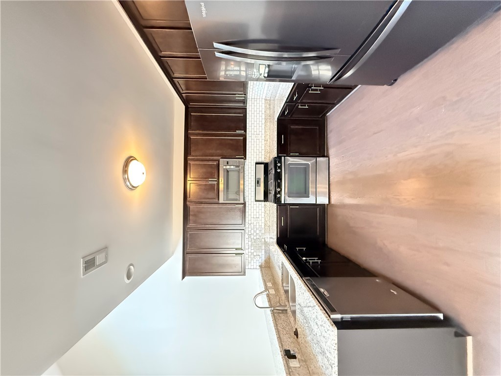 Williamsburg, Virginia 23188, United States, 3 Bedrooms Bedrooms, ,3 BathroomsBathrooms,Residential,Active,167347