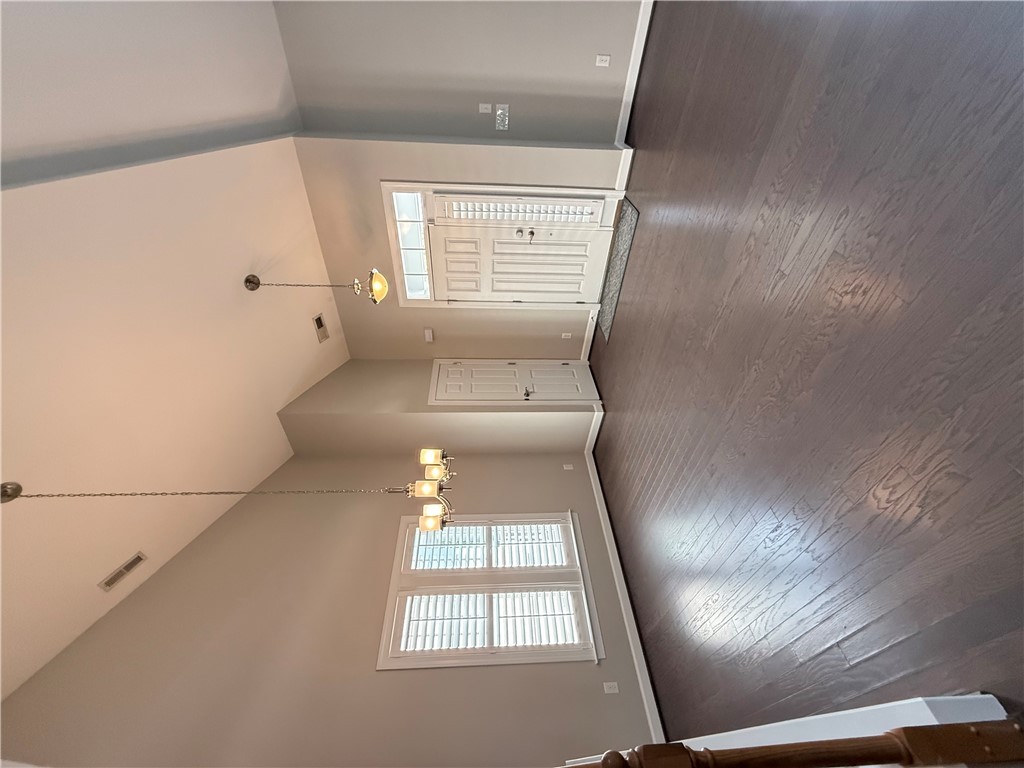 Williamsburg, Virginia 23188, United States, 3 Bedrooms Bedrooms, ,3 BathroomsBathrooms,Residential,Active,167347