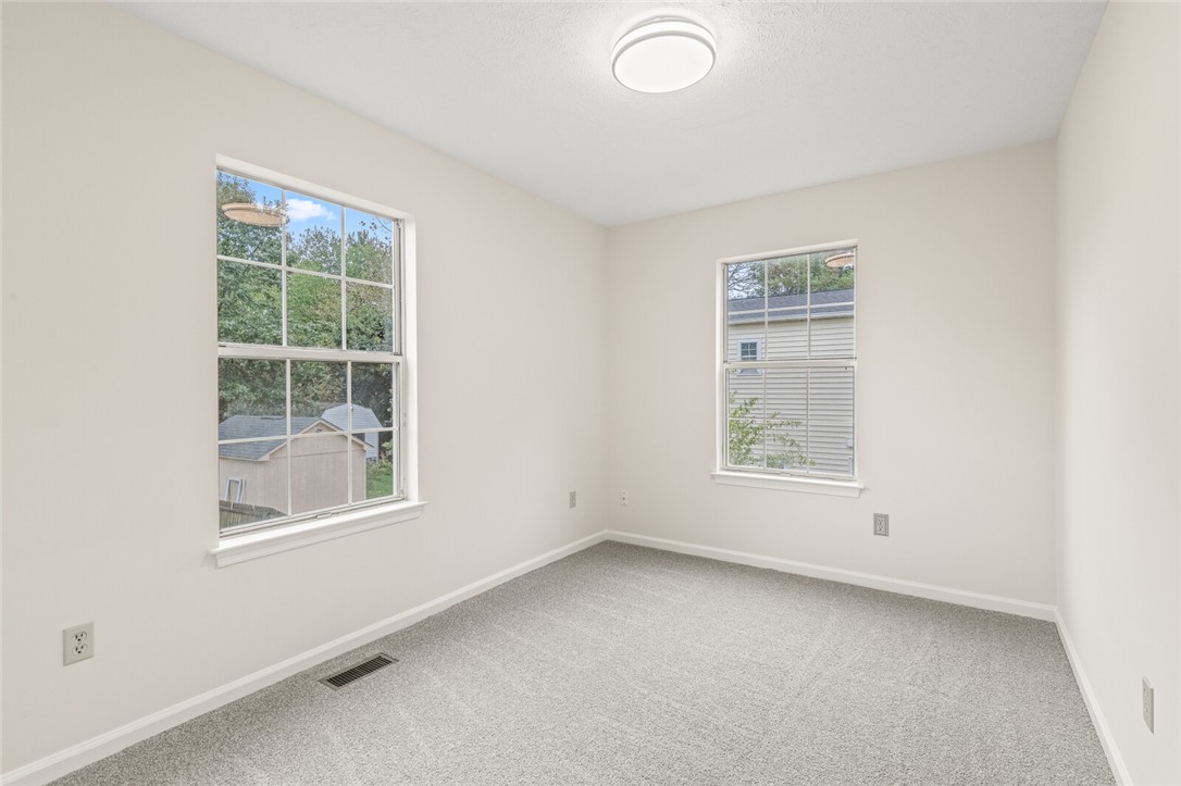 Williamsburg, Virginia 23664, United States, 3 Bedrooms Bedrooms, ,2 BathroomsBathrooms,Residential,Active,224871