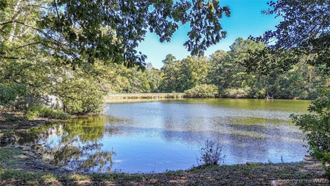 Photo for 120 Lakepoint Court
