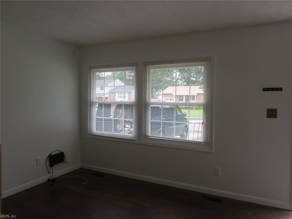 Hampton, Virginia 23666, United States, 3 Bedrooms Bedrooms, ,2 BathroomsBathrooms,Residential,Active,157970
