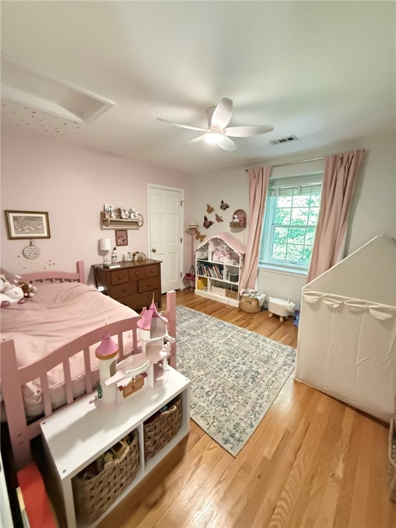 Williamsburg, Virginia 23188, United States, 4 Bedrooms Bedrooms, ,3 BathroomsBathrooms,Residential,Pending,147979