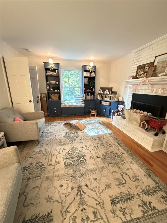 Williamsburg, Virginia 23188, United States, 4 Bedrooms Bedrooms, ,3 BathroomsBathrooms,Residential,Pending,147979