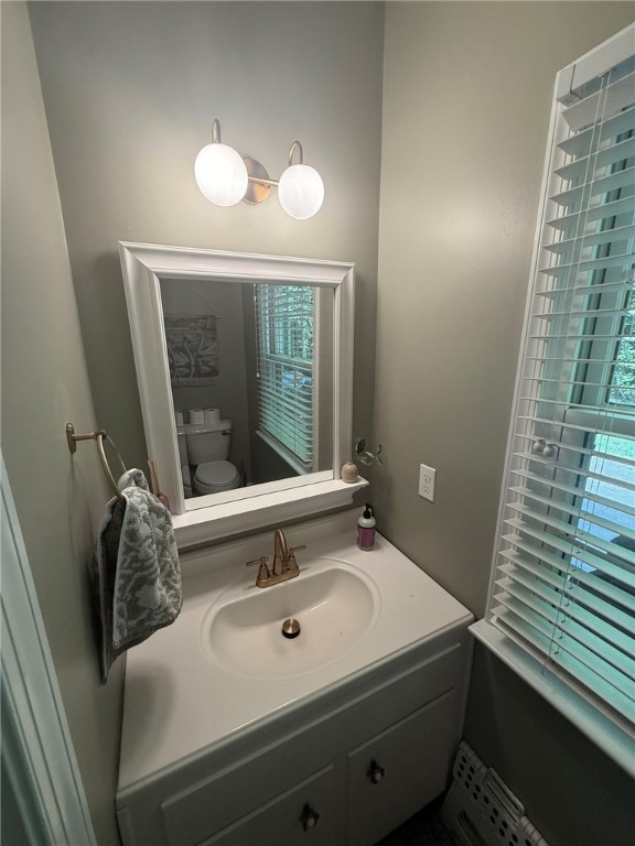 Williamsburg, Virginia 23188, United States, 4 Bedrooms Bedrooms, ,3 BathroomsBathrooms,Residential,Pending,147979