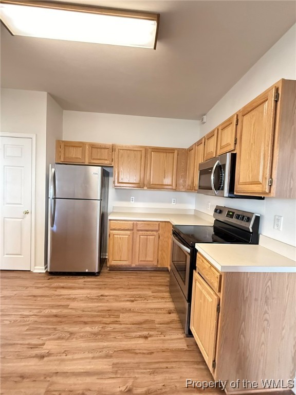 Newport News, Virginia 23602, United States, 5 Bedrooms Bedrooms, ,3 BathroomsBathrooms,Residential,Pending,25992