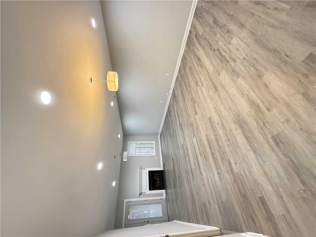 Williamsburg, Virginia 23185, United States, 2 Bedrooms Bedrooms, ,3 BathroomsBathrooms,Residential,Pending,100392