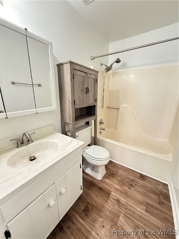 Hampton, Virginia 23669, United States, 2 Bedrooms Bedrooms, ,2 BathroomsBathrooms,Residential,Pending,38804