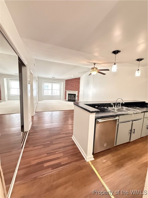 Hampton, Virginia 23669, United States, 2 Bedrooms Bedrooms, ,2 BathroomsBathrooms,Residential,Pending,38804