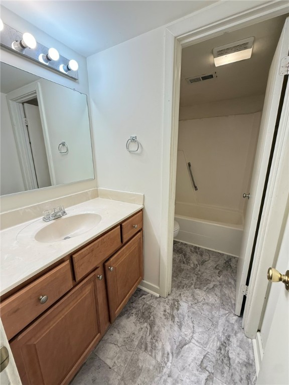 Williamsburg, Virginia 23185, United States, 2 Bedrooms Bedrooms, ,1 BathroomBathrooms,Residential,Active,134108