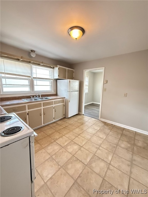 Hampton, Virginia 23669, United States, 3 Bedrooms Bedrooms, ,1 BathroomBathrooms,Residential,Active,6093