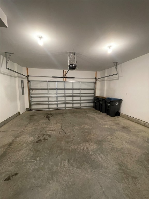 Williamsburg, Virginia 23185, United States, 3 Bedrooms Bedrooms, ,4 BathroomsBathrooms,Residential,Active,227044