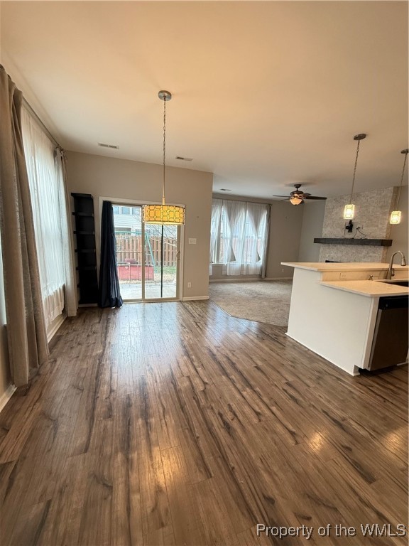 Williamsburg, Virginia 23188, United States, 3 Bedrooms Bedrooms, ,3 BathroomsBathrooms,Residential,Active,13030