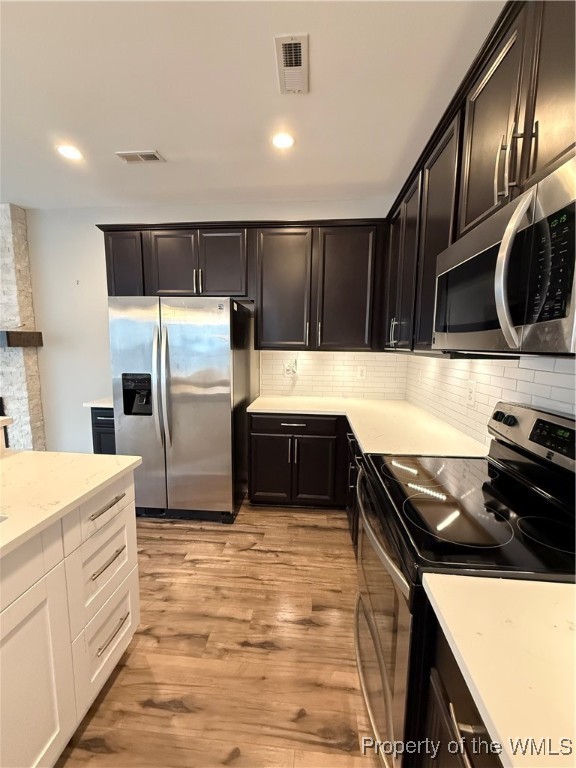 Williamsburg, Virginia 23188, United States, 3 Bedrooms Bedrooms, ,3 BathroomsBathrooms,Residential,Active,13030