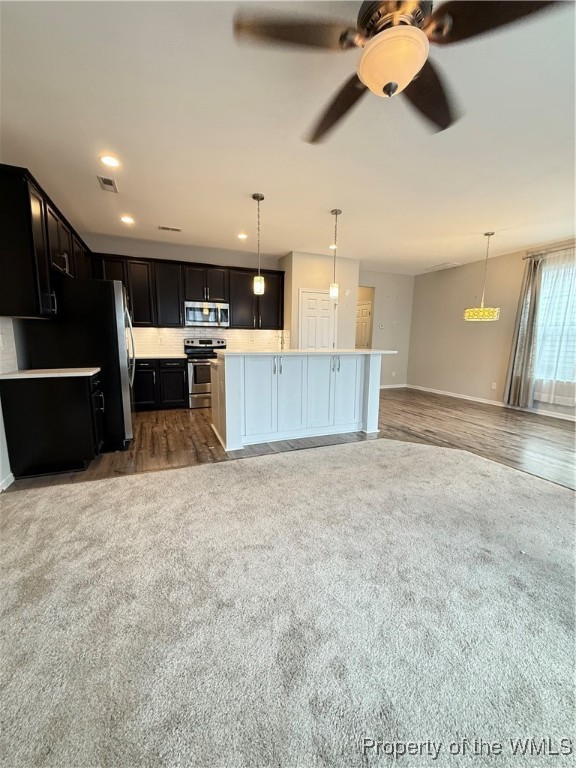 Williamsburg, Virginia 23188, United States, 3 Bedrooms Bedrooms, ,3 BathroomsBathrooms,Residential,Active,13030