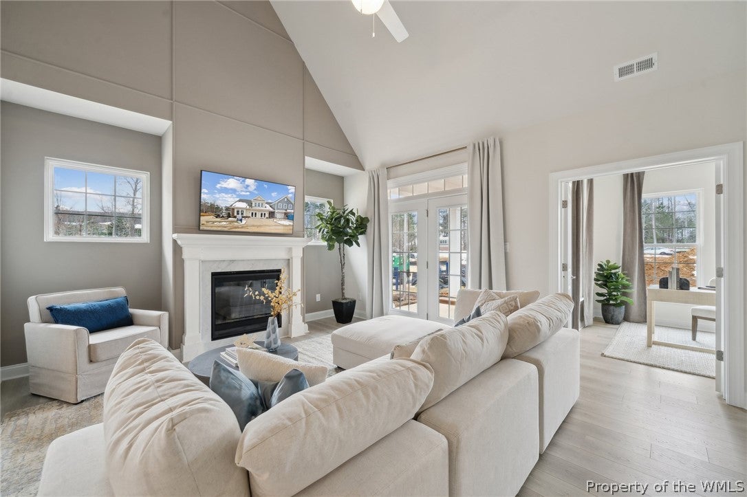 1260 Treviso Bay