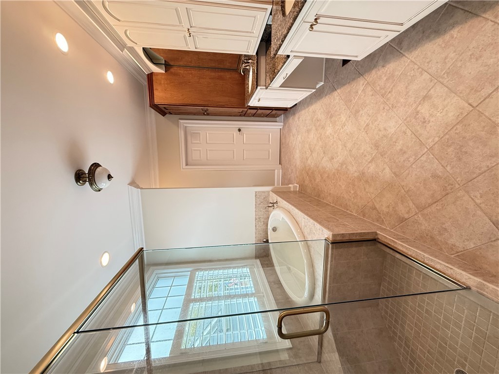 Williamsburg, Virginia 23188, United States, 4 Bedrooms Bedrooms, ,4 BathroomsBathrooms,Residential,Active,77293