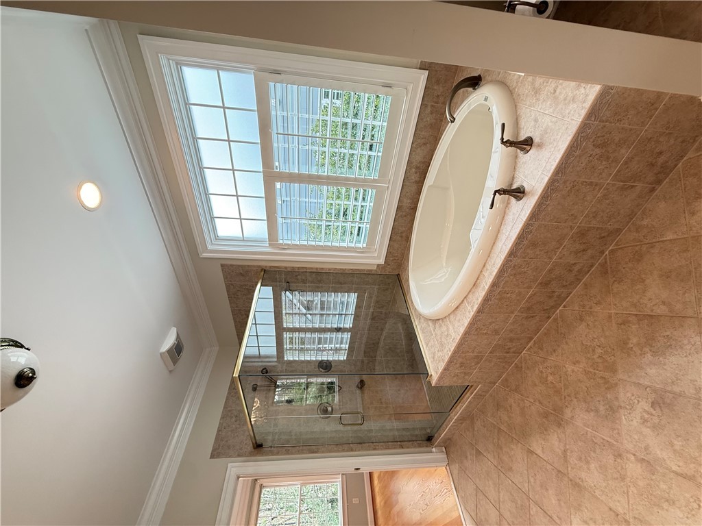 Williamsburg, Virginia 23188, United States, 4 Bedrooms Bedrooms, ,4 BathroomsBathrooms,Residential,Active,77293