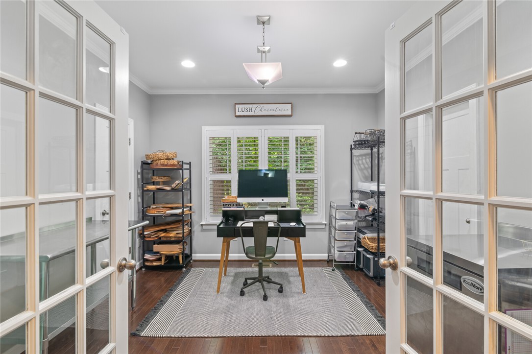 Yorktown, Virginia 23188, United States, 5 Bedrooms Bedrooms, ,3 BathroomsBathrooms,Residential,Active,147992