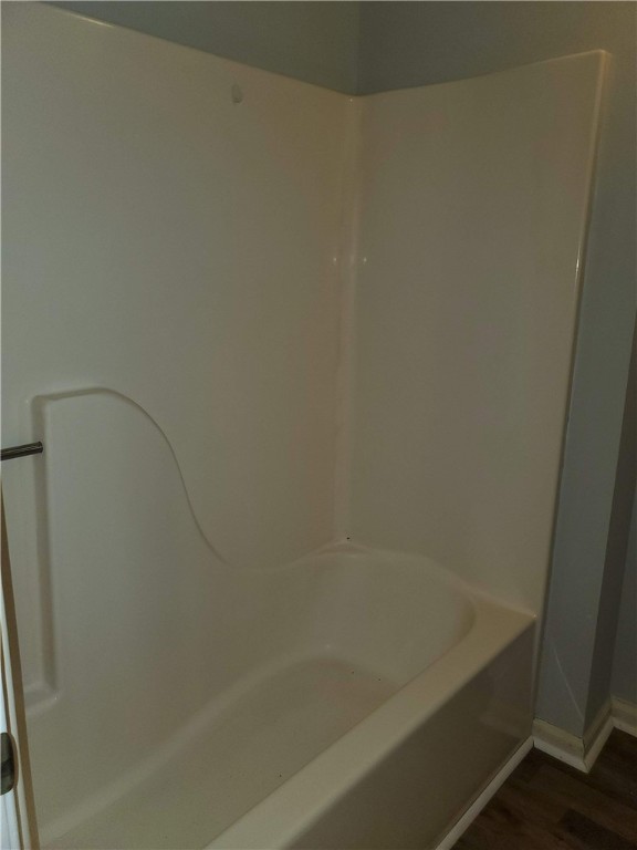 Hampton, Virginia 23666, United States, 1 Bedroom Bedrooms, ,1 BathroomBathrooms,Residential,Active,239322