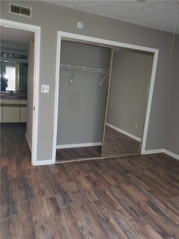 Hampton, Virginia 23666, United States, 1 Bedroom Bedrooms, ,1 BathroomBathrooms,Residential,Active,239322