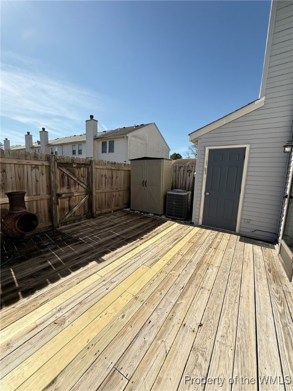 Yorktown, Virginia 23692, United States, 2 Bedrooms Bedrooms, ,2 BathroomsBathrooms,Residential,Pending,4091