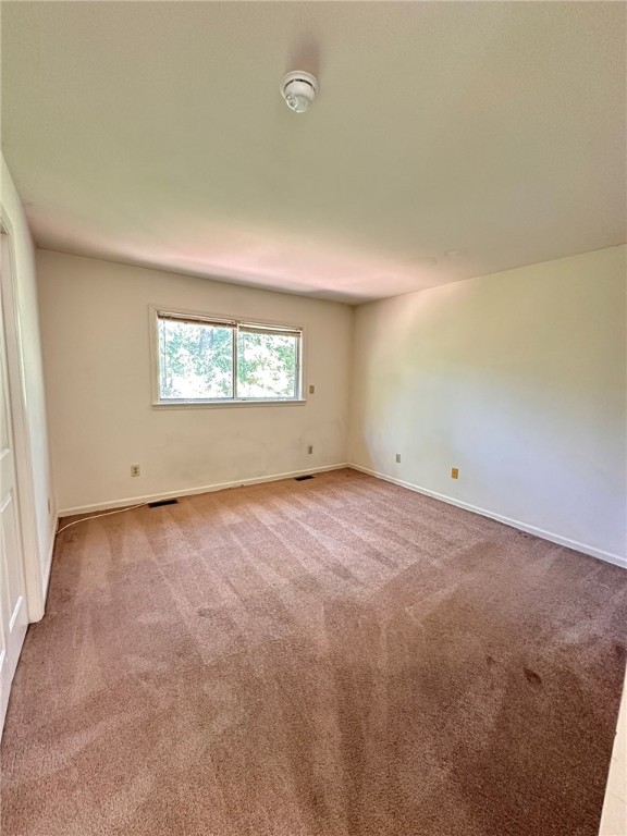 Williamsburg, Virginia 23185, United States, 3 Bedrooms Bedrooms, ,3 BathroomsBathrooms,Residential,Active,111180