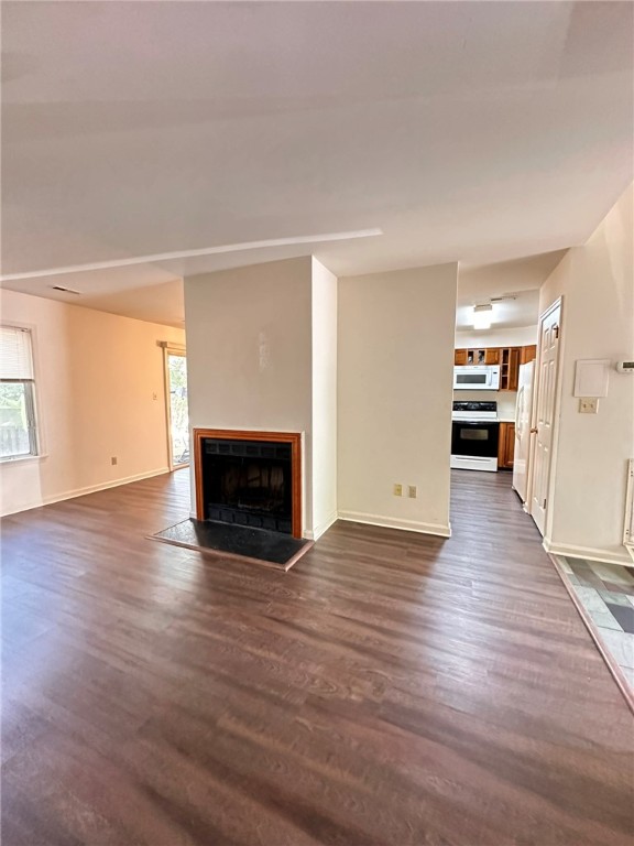 Williamsburg, Virginia 23185, United States, 3 Bedrooms Bedrooms, ,3 BathroomsBathrooms,Residential,Active,111180