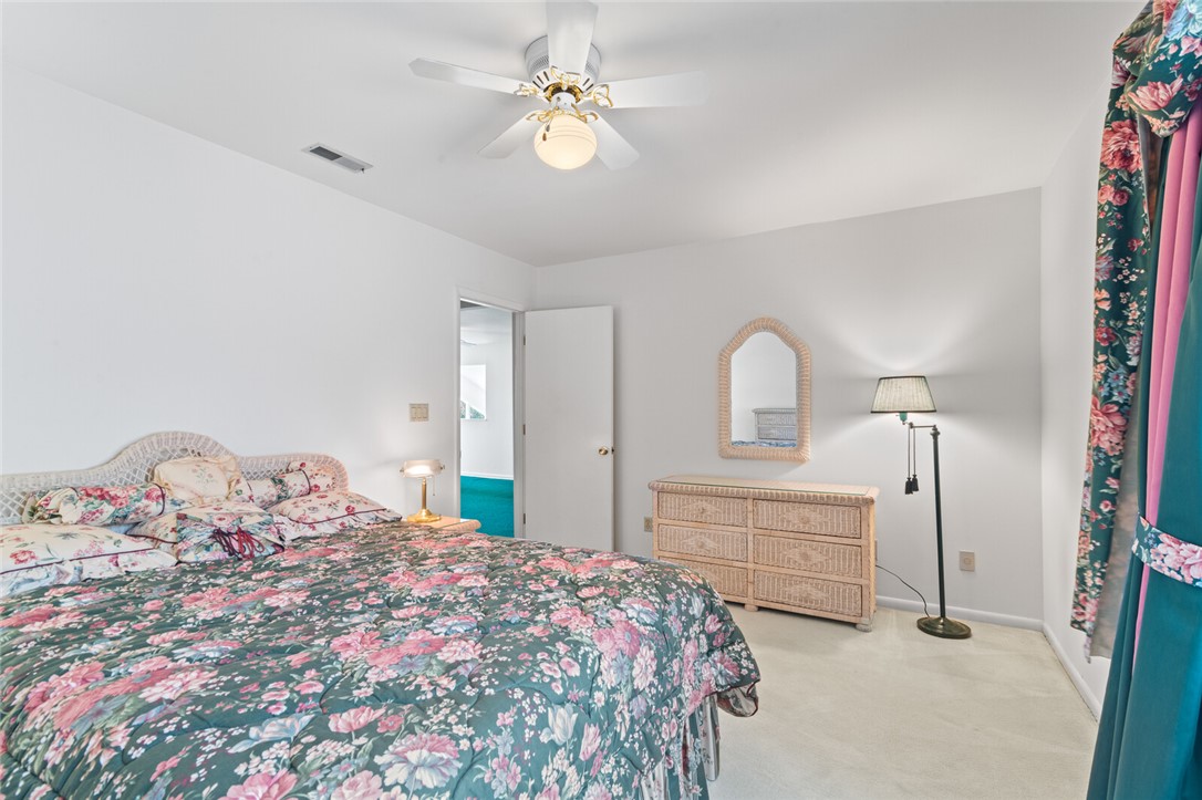 Hampton, Virginia 23669, United States, 4 Bedrooms Bedrooms, ,3 BathroomsBathrooms,Residential,Pending,180948