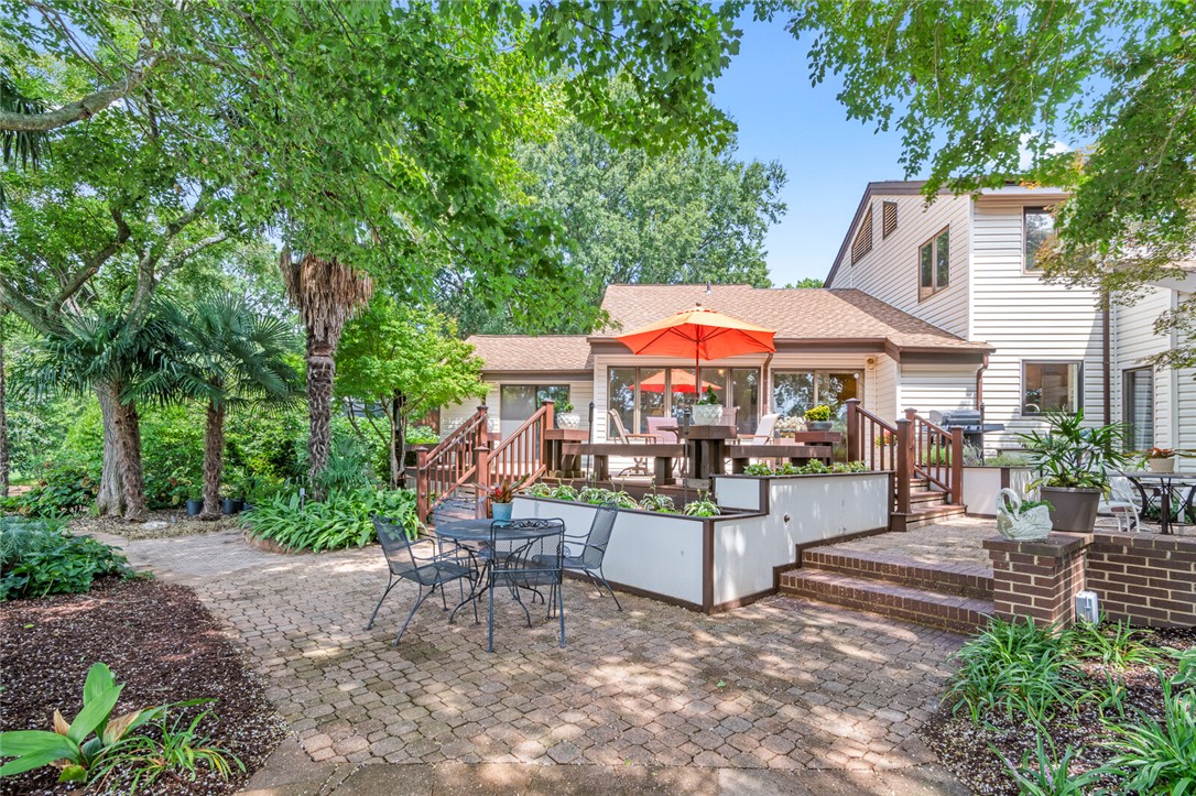 Hampton, Virginia 23669, United States, 4 Bedrooms Bedrooms, ,3 BathroomsBathrooms,Residential,Pending,180948