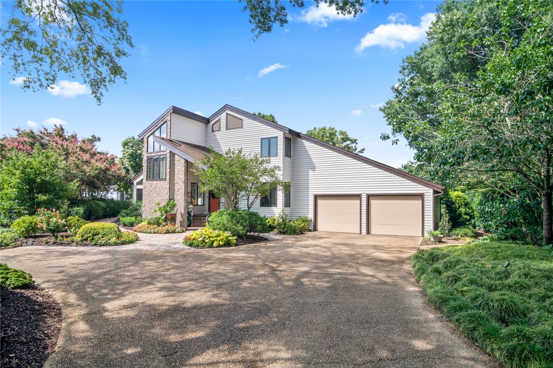 Hampton, Virginia 23669, United States, 4 Bedrooms Bedrooms, ,3 BathroomsBathrooms,Residential,Pending,180948 Hampton, Virginia 23669, United States, 4 Bedrooms Bedrooms, ,3 BathroomsBathrooms,Residential,Pending,180948