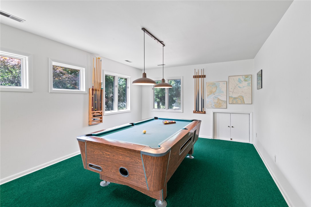 Hampton, Virginia 23669, United States, 4 Bedrooms Bedrooms, ,3 BathroomsBathrooms,Residential,Pending,180948