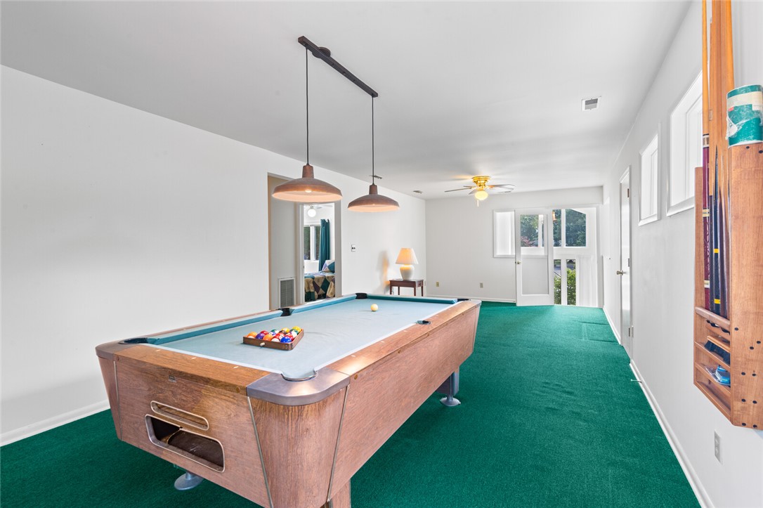 Hampton, Virginia 23669, United States, 4 Bedrooms Bedrooms, ,3 BathroomsBathrooms,Residential,Pending,180948