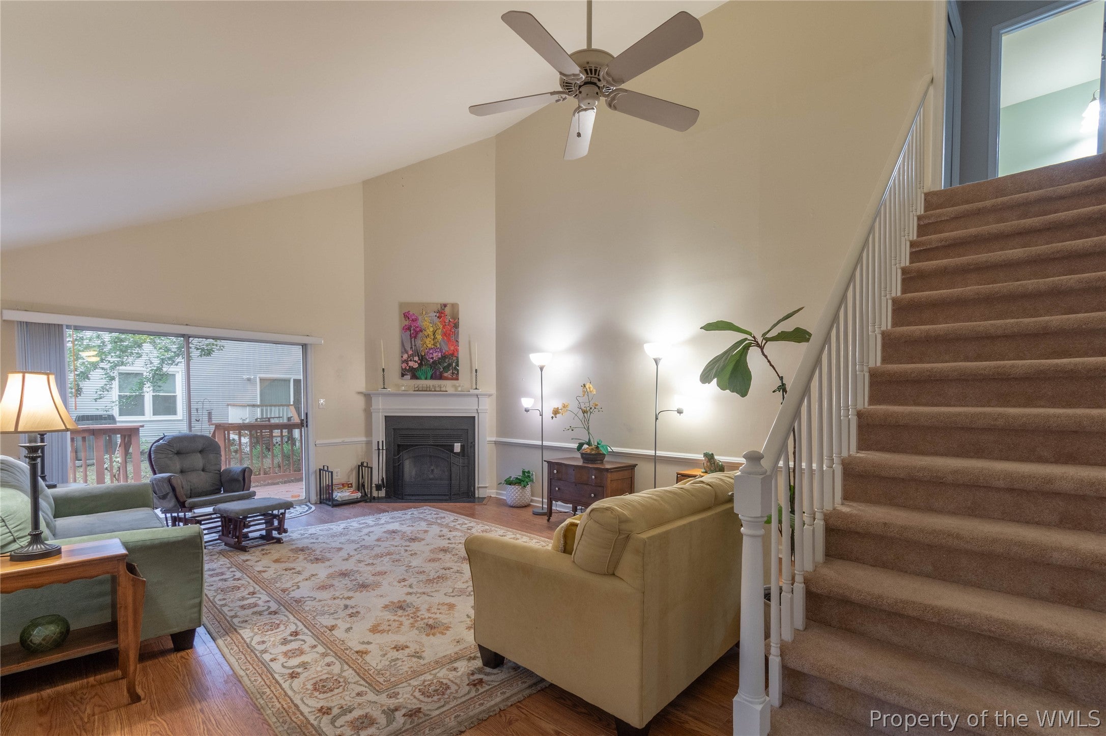 4909 Abbotsford Mews