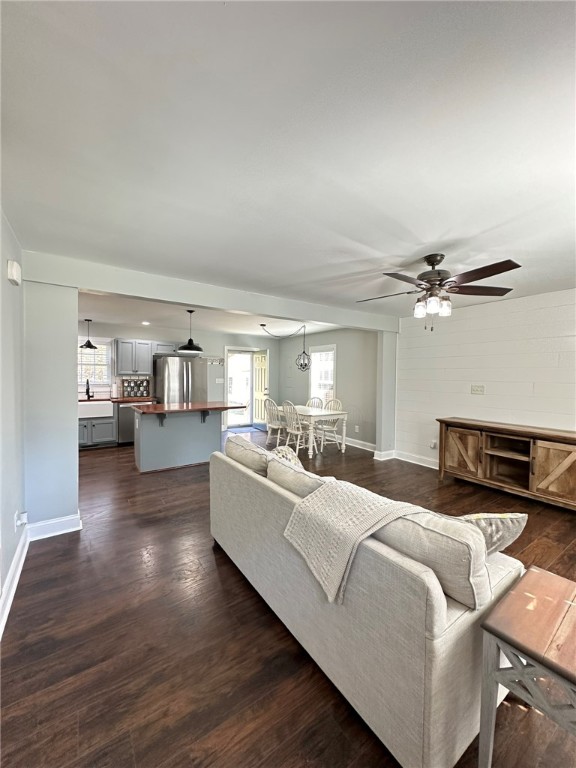 West Point, Virginia 23181, United States, 4 Bedrooms Bedrooms, ,3 BathroomsBathrooms,Residential,Active,224274