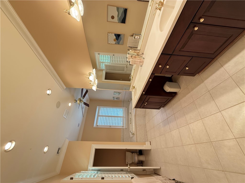 Williamsburg, Virginia 23185, United States, 7 Bedrooms Bedrooms, ,6 BathroomsBathrooms,Residential,Active,179144