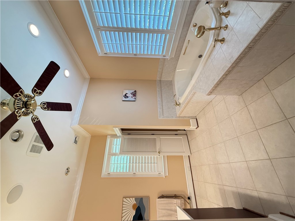 Williamsburg, Virginia 23185, United States, 7 Bedrooms Bedrooms, ,6 BathroomsBathrooms,Residential,Active,179144